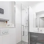 Apartamento Large 7 Minutes From