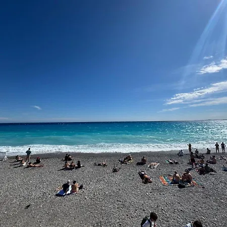 Large 7 Minutes From Apartmán *