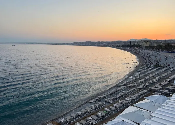 公寓 Large 7 Minutes From *